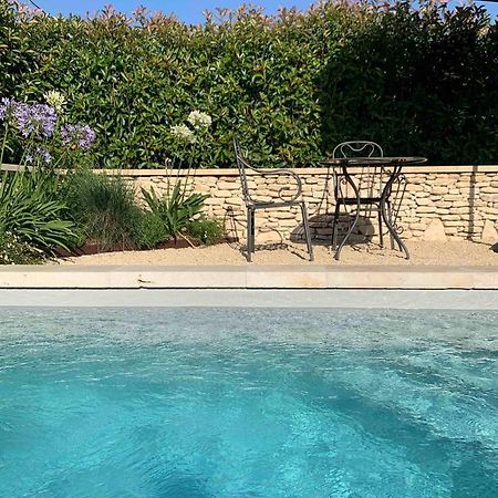 Le Cabanon De Livia Avec Piscine Privee Villa Cucuron Luaran gambar