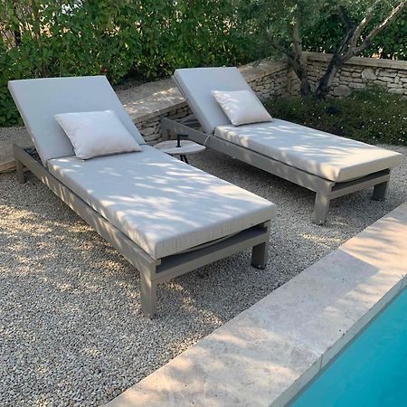 Le Cabanon De Livia Avec Piscine Privee Villa Cucuron Luaran gambar