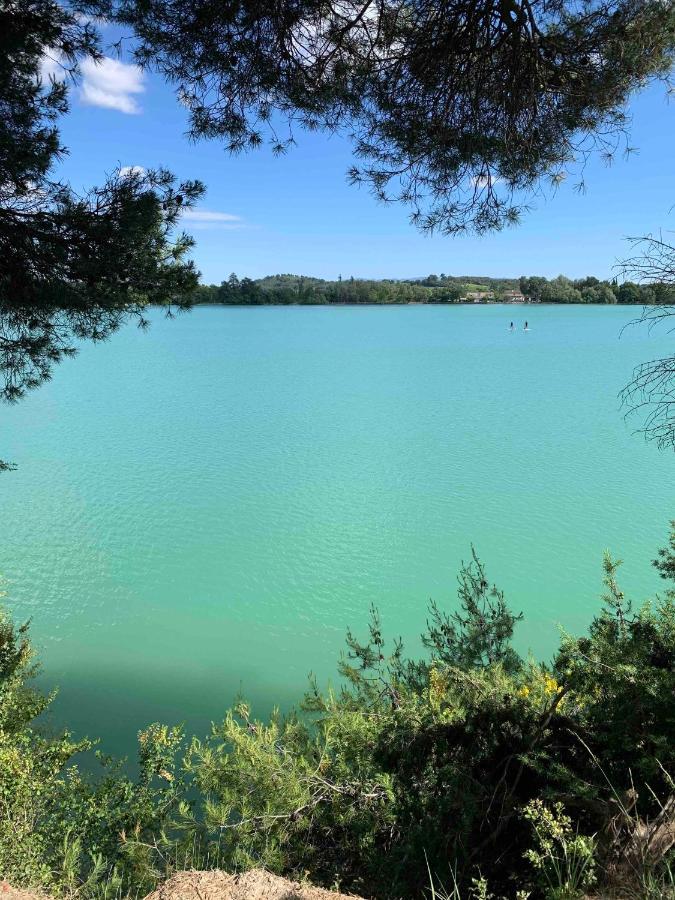 Le Cabanon De Livia Avec Piscine Privee Villa Cucuron Luaran gambar