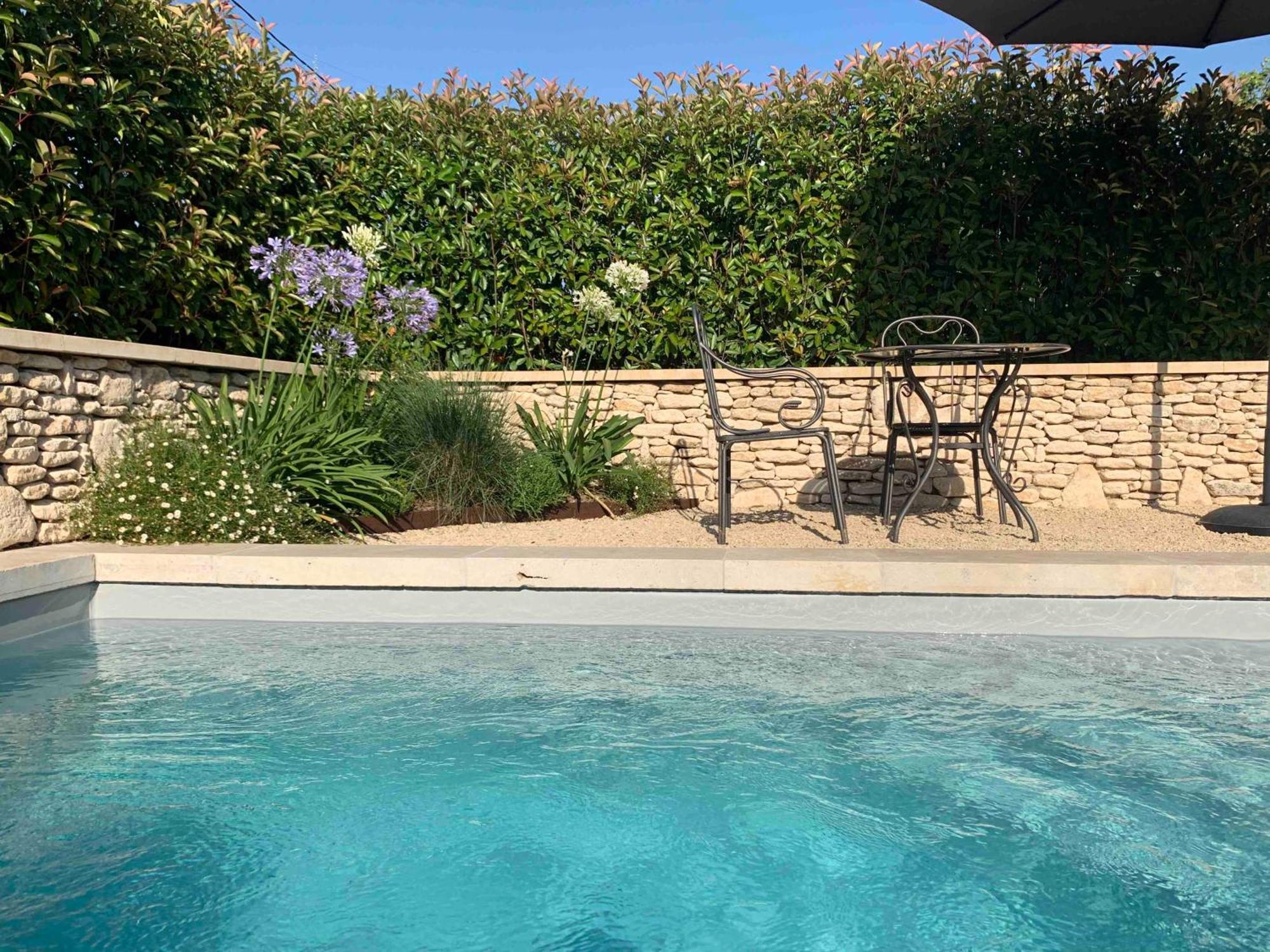 Le Cabanon De Livia Avec Piscine Privee Villa Cucuron Luaran gambar